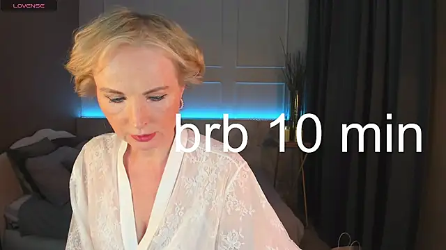 Snapshot of Sandra_Kind chatting on March 2, 2025, 8:59 am Sandra Kind online show from March 2, 2025, 8:59 am