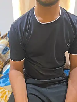 RealcoupleP online show from April 6, 2026, 6:53 pm