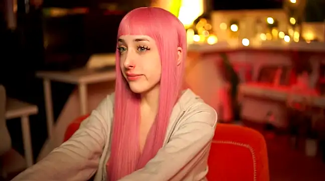 Snapshot of VirtuAlina chatting on February 18, 2025, 9:31 pm VirtuAlina online show from February 18, 2025, 9:31 pm