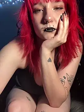Snapshot of chonkygoth chatting on June 8, 2026, 12:49 am chonkygoth online show from June 8, 2026, 12:49 am
