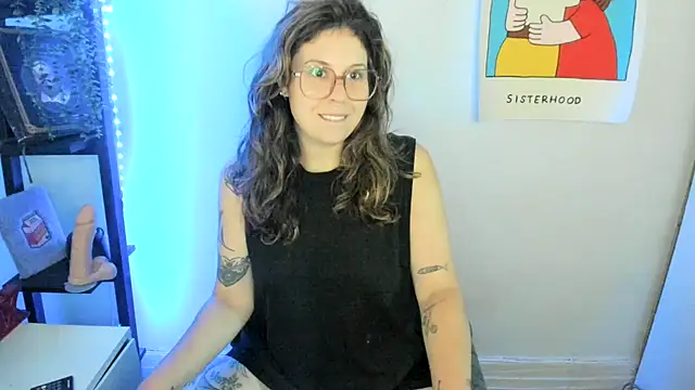 Rosiee69  online show from June 27, 2026, 1:17 pm