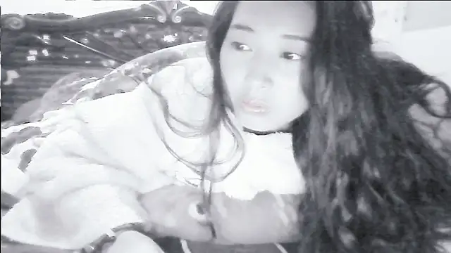 hebe-02 online show from March 21, 2025, 3:35 pm