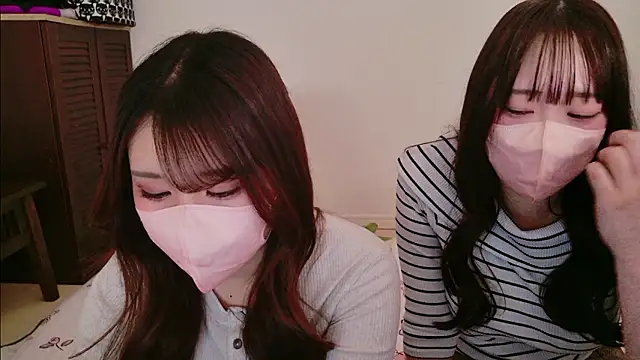 Snapshot of noa_chi chatting on January 19, 2026, 6:28 am noa chi online show from January 19, 2026, 6:28 am