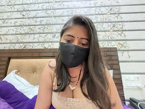 Snapshot of okbent chatting on January 15, 2026, 1:36 pm okbent online show from January 15, 2026, 1:36 pm