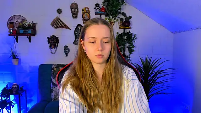 JenniferGraces online show from July 3, 2026, 1:17 pm