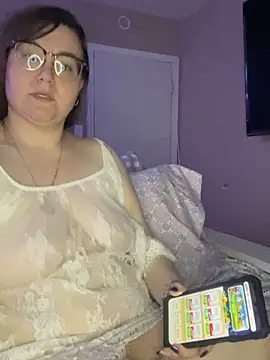 Snapshot of HTXBELLE chatting on March 14, 2025, 8:10 am HTXBELLE online show from March 14, 2025, 8:10 am