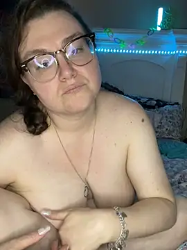 Snapshot of HTXBELLE chatting on March 19, 2025, 10:33 am HTXBELLE online show from March 19, 2025, 10:33 am