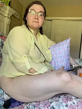 Snapshot of HTXBELLE chatting on March 20, 2025, 8:40 pm HTXBELLE online show from March 20, 2025, 8:40 pm