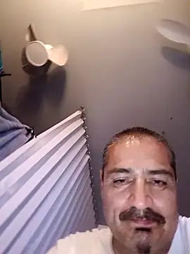 Snapshot of bimexpoexist chatting on February 15, 2026, 7:51 am bimexpoexist online show from February 15, 2026, 7:51 am