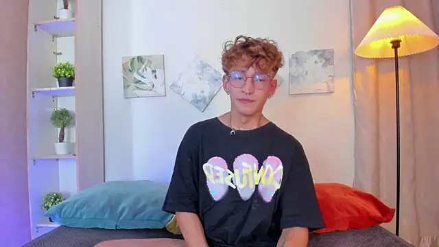 Snapshot of iiangel_ chatting on December 5, 2025, 3:16 am iiangel online show from December 5, 2025, 3:16 am