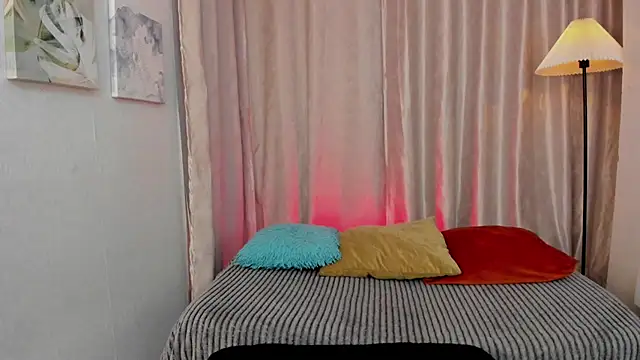 Snapshot of iiangel_ chatting on February 18, 2026, 3:59 am iiangel online show from February 18, 2026, 3:59 am