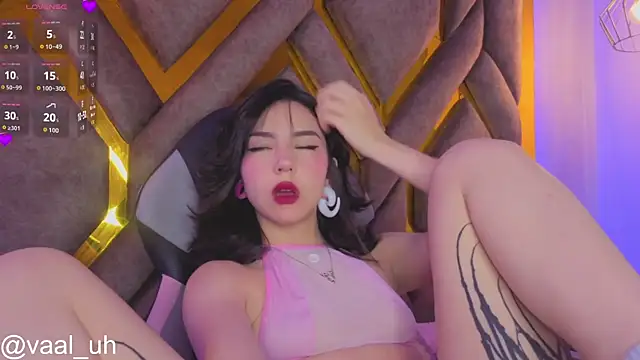 Valuh Blake online show from November 18, 2025, 12:41 pm