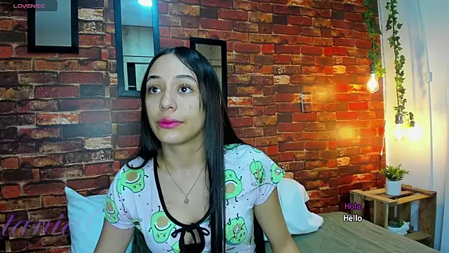 Snapshot of TANIA_06 chatting on February 27, 2025, 1:28 pm TANIA 06 online show from February 27, 2025, 1:28 pm