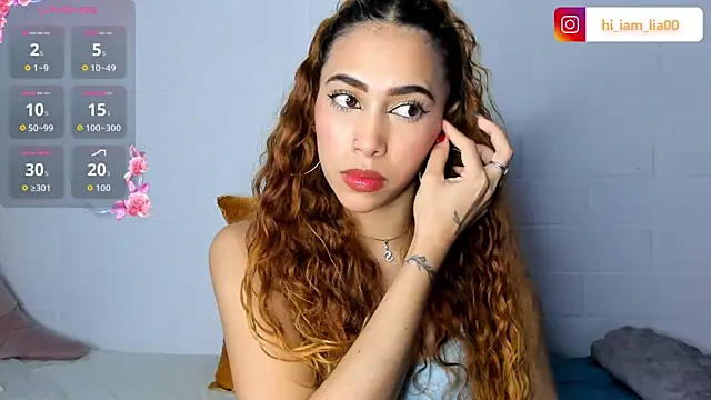 Snapshot of LiaHansson chatting on September 27, 2025, 8:15 pm LiaHansson online show from September 27, 2025, 8:15 pm