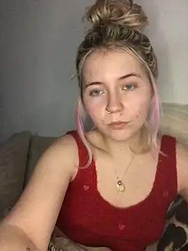 Snapshot of Blondie_Sofia_Essexbabe chatting on February 12, 2026, 11:37 pm Blondie Sofia Essexbabe online show from February 12, 2026, 11:37 pm