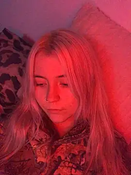 Snapshot of Blondie_Sofia_Essexbabe chatting on February 19, 2026, 9:56 pm Blondie Sofia Essexbabe online show from February 19, 2026, 9:56 pm