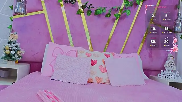 EmmyCortez online show from December 21, 2025, 1:02 pm