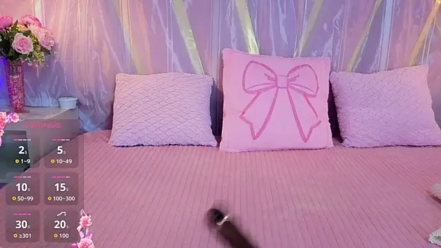 Snapshot of EmmyCortez chatting on April 15, 2026, 11:49 am EmmyCortez online show from April 15, 2026, 11:49 am