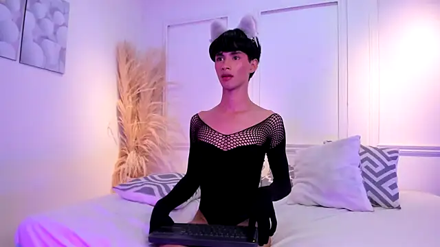 luna stanford online show from March 18, 2025, 9:01 am