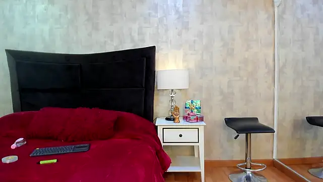 Snapshot of NahomyCarther chatting on December 16, 2025, 3:22 am NahomyCarther online show from December 16, 2025, 3:22 am