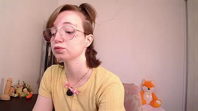 Elise Nyx online show from May 27, 2026, 12:56 pm
