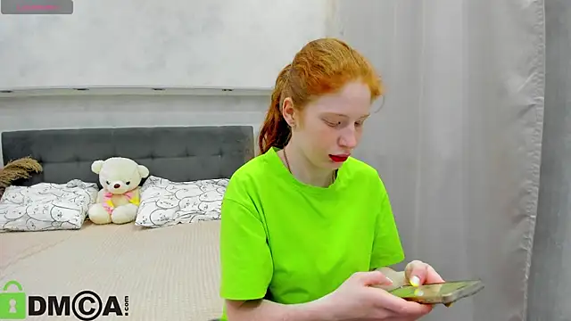 Sandra Wi1son online show from May 15, 2026, 1:25 am
