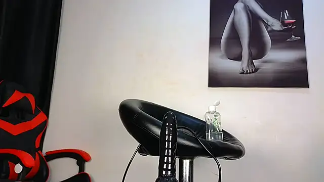 Snapshot of Assiology1111 chatting on March 9, 2025, 2:39 am Assiology1111 online show from March 9, 2025, 2:39 am