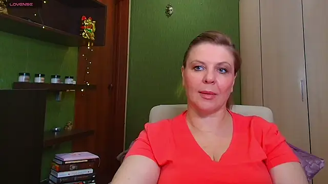 VeronikawGold online show from May 26, 2026, 9:24 pm