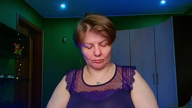 VeronikawGold online show from May 19, 2026, 12:04 am