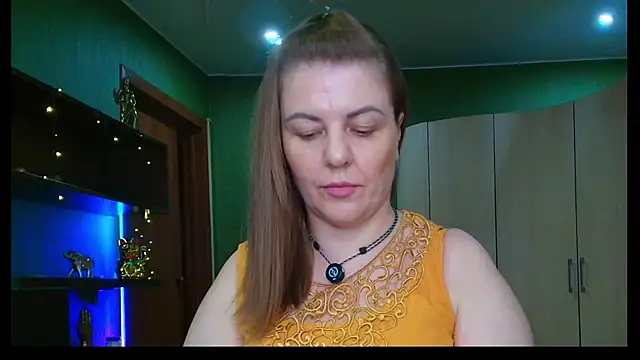 Snapshot of VeronikawGold chatting on July 4, 2026, 6:45 pm VeronikawGold online show from July 4, 2026, 6:45 pm