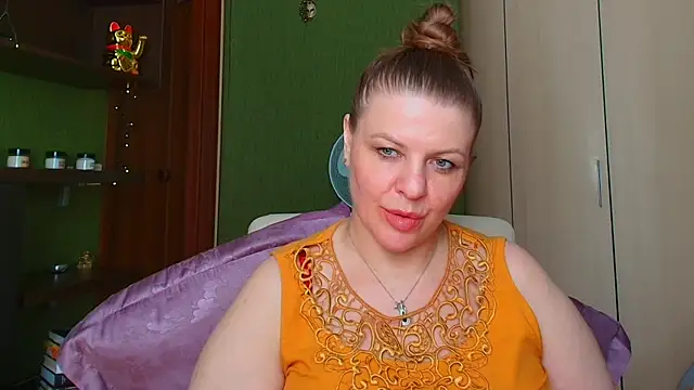 VeronikawGold online show from May 26, 2026, 7:06 am
