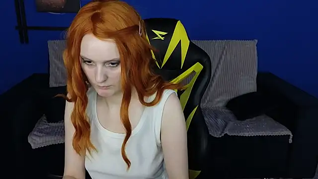 KristinMoore online show from March 2, 2025, 12:14 pm