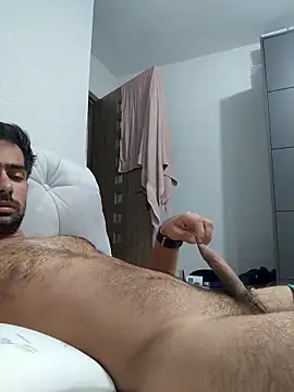 Snapshot of andreiiiii2025 chatting on October 2, 2025, 1:03 pm andreiiiii2025 online show from October 2, 2025, 1:03 pm