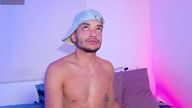 eross chipre  online show from January 19, 2026, 2:04 am