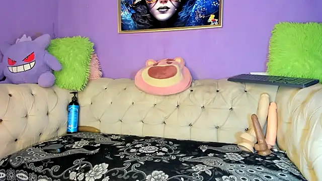 amydelahozgomez online show from November 27, 2025, 12:22 am