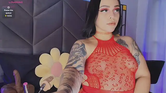 Carlaguzman  online show from May 20, 2026, 8:50 pm