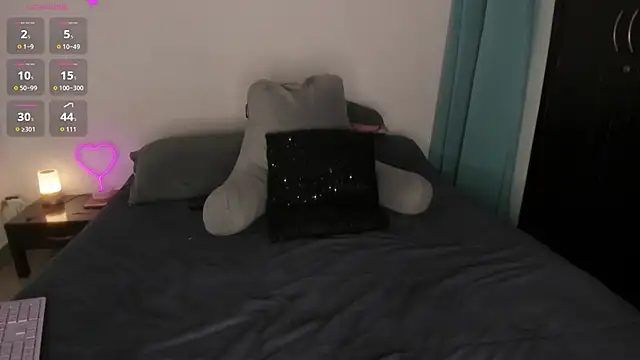 Snapshot of _lucianapalmer chatting on March 17, 2026, 11:30 pm lucianapalmer online show from March 17, 2026, 11:30 pm