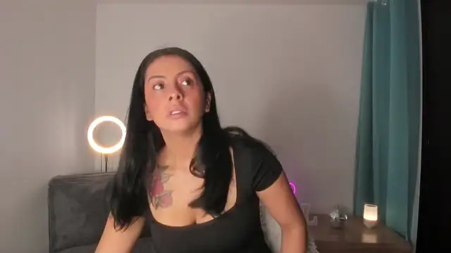 Snapshot of _lucianapalmer chatting on April 12, 2026, 3:26 pm lucianapalmer online show from April 12, 2026, 3:26 pm