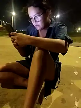 Snapshot of Kassie_Greys chatting on March 4, 2025, 3:33 am Kassie Greys online show from March 4, 2025, 3:33 am