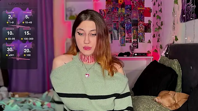 Dita Redrum online show from November 28, 2025, 2:39 pm