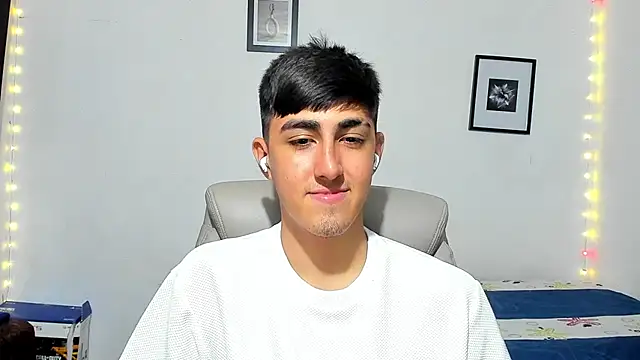 babymaik online show from November 13, 2025, 5:22 am