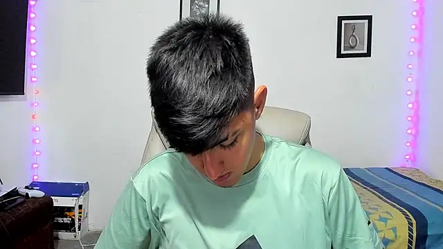 babymaik online show from October 20, 2025, 9:15 pm