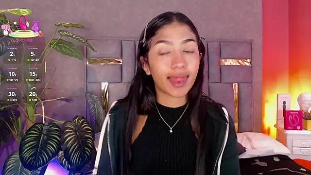 Snapshot of Tyla_Ks chatting on January 14, 2026, 7:39 pm Tyla Ks online show from January 14, 2026, 7:39 pm