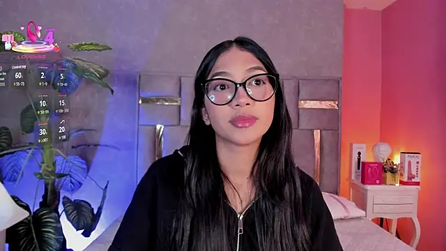 Snapshot of Tyla_Ks chatting on April 30, 2026, 7:10 pm Tyla Ks online show from April 30, 2026, 7:10 pm