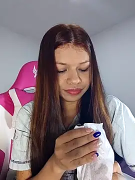 Snapshot of sophia_ramirez12 chatting on April 4, 2026, 2:07 am sophia ramirez12 online show from April 4, 2026, 2:07 am