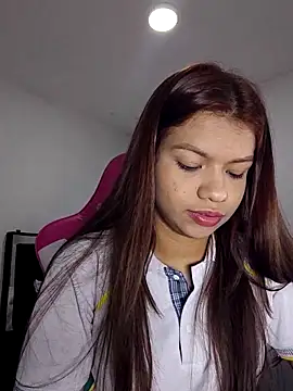 Snapshot of sophia_ramirez12 chatting on April 17, 2026, 12:02 am sophia ramirez12 online show from April 17, 2026, 12:02 am