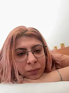 KittieHallo online show from February 23, 2025, 8:28 am