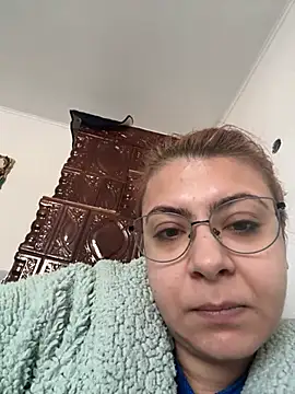 KittieHallo online show from March 6, 2025, 7:47 am