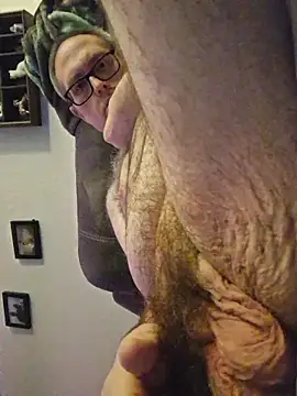 Smallone327 online show from February 22, 2026, 7:00 am