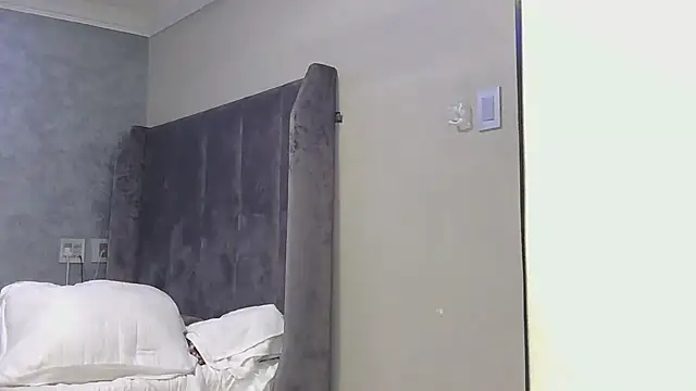 Justusual444 online show from September 18, 2025, 9:29 pm